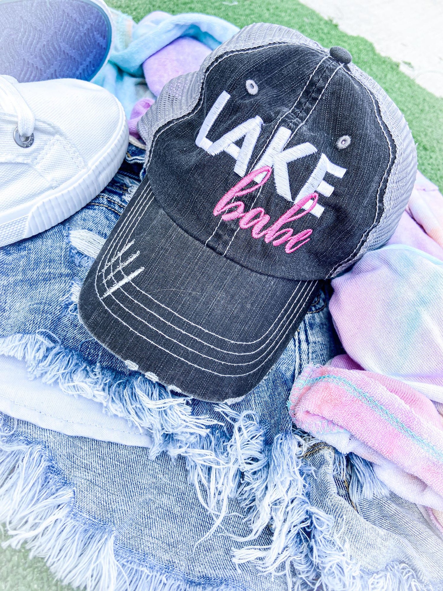 Lake Babe Hat, ACCESSORIES, BAD HABIT APPAREL, BAD HABIT BOUTIQUE