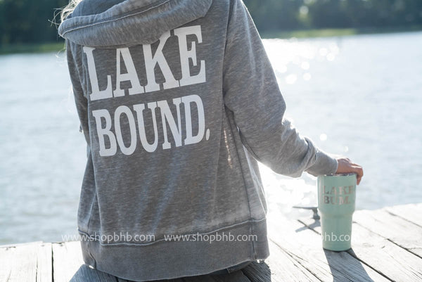 Fantasizing about some lake time? So are we!