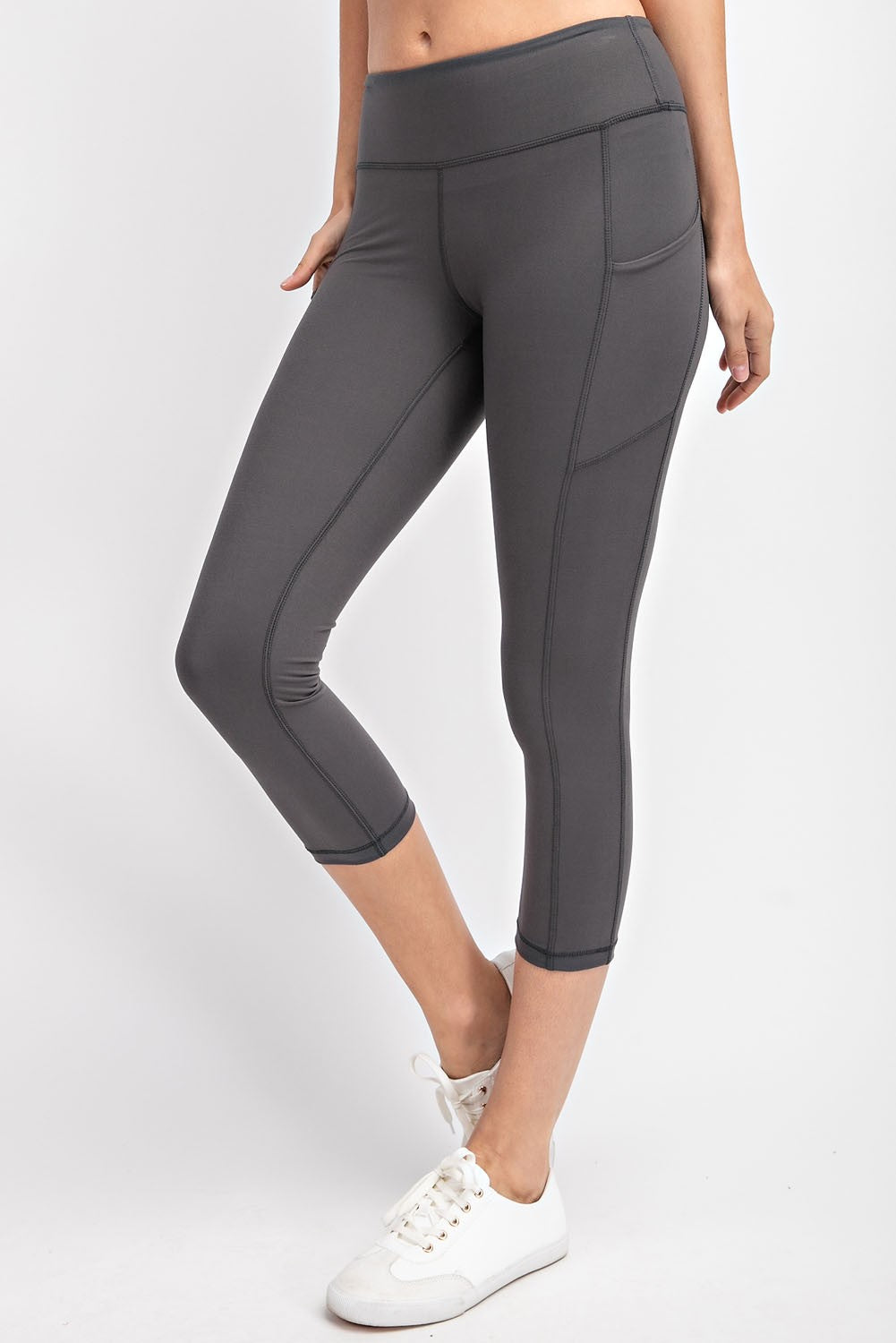 Capri Yoga Leggings with Pocket | RAE MODE *30A JANUARY PREORDER))