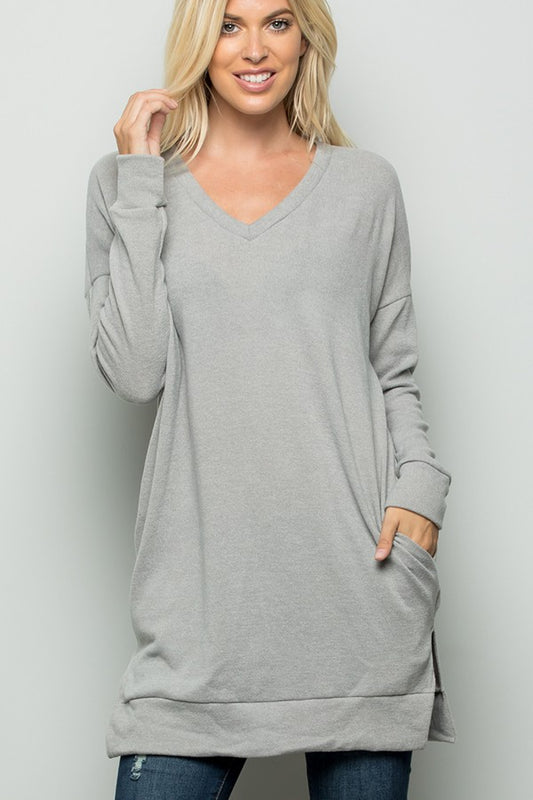 V-Neck Solid Tunic Sweater * LAS VEGAS LIVE PREORDER