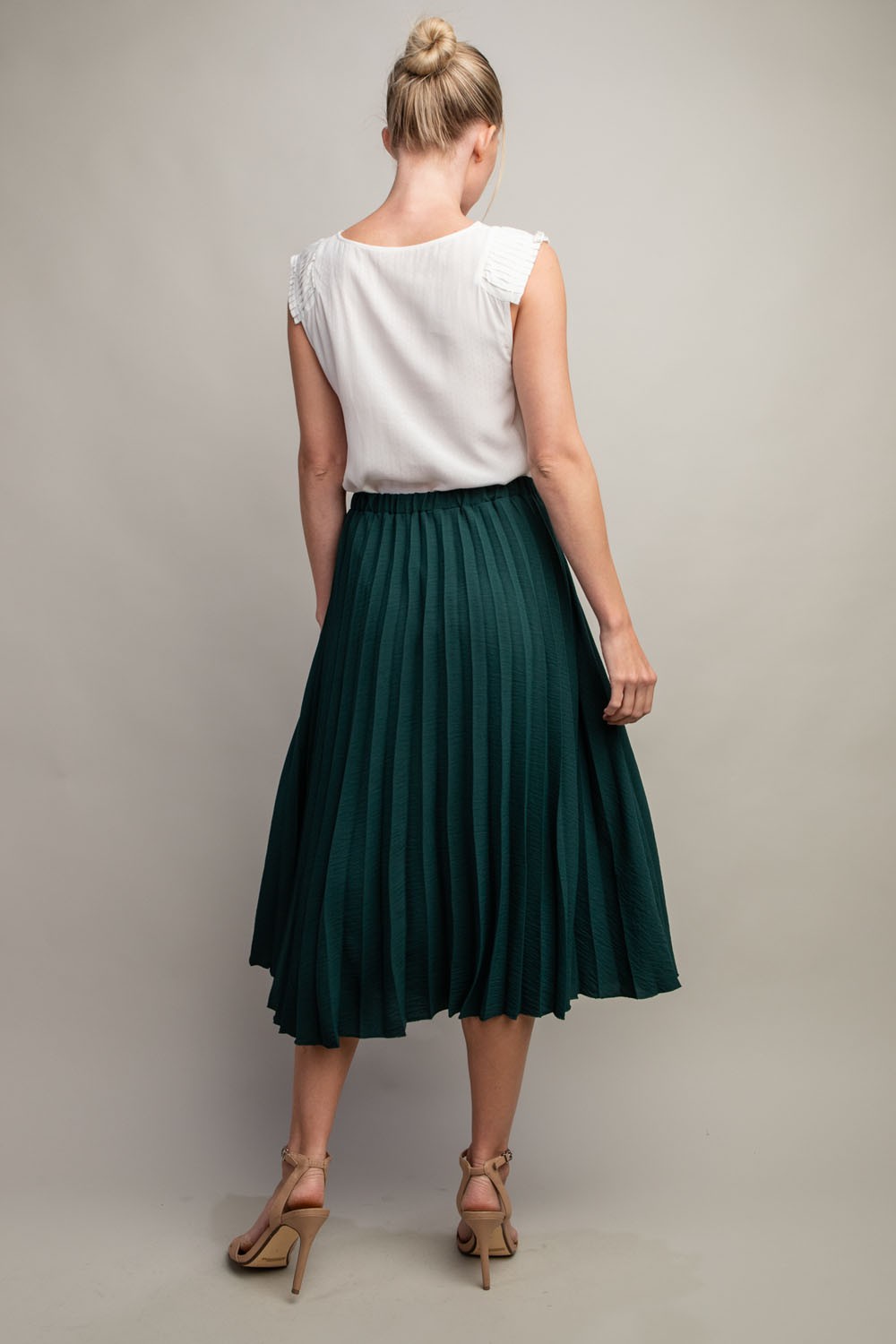 Hunter Green Solid Pleated Skirt