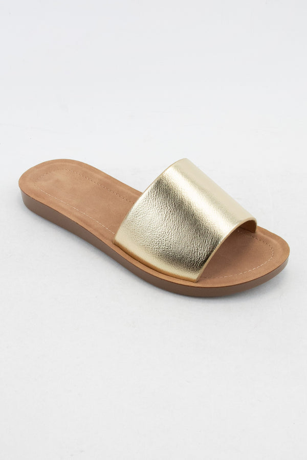 Efron Bold Upper Flexible Slide Sandal