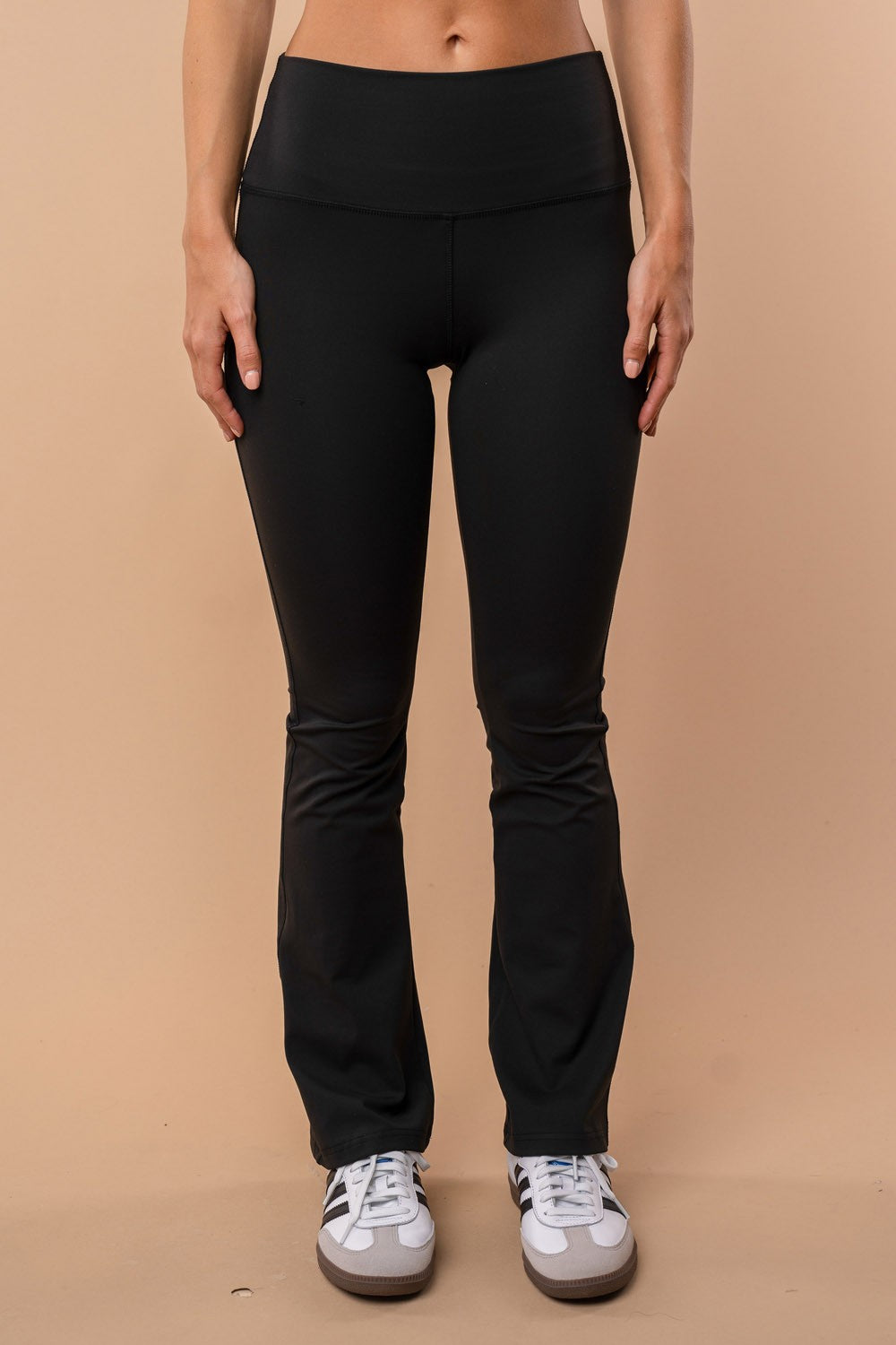 Wide Yoga Black Straight Leggings