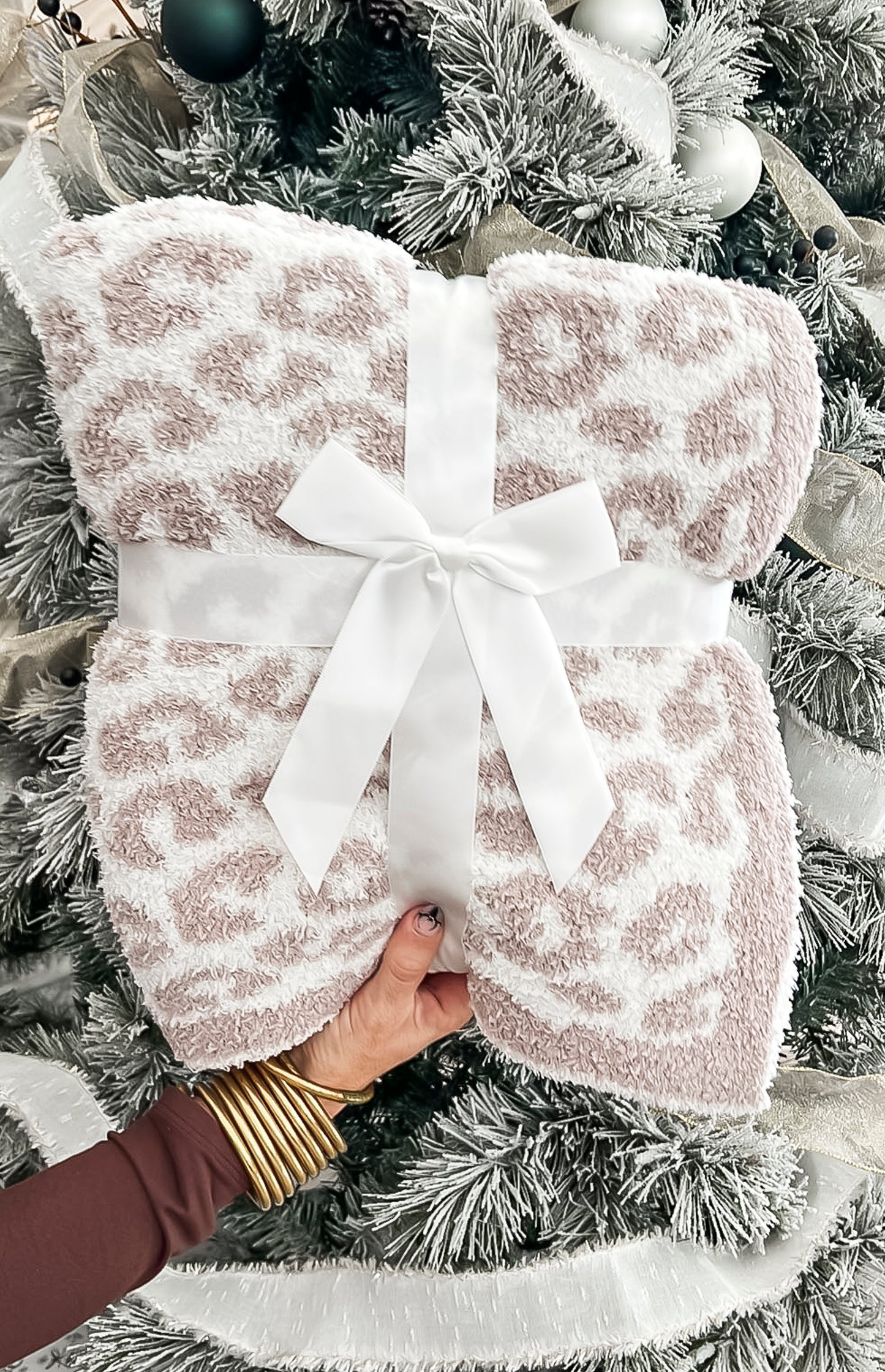 The Mocha Leopard Dreamer Blanket by Salty Wave *DEAL