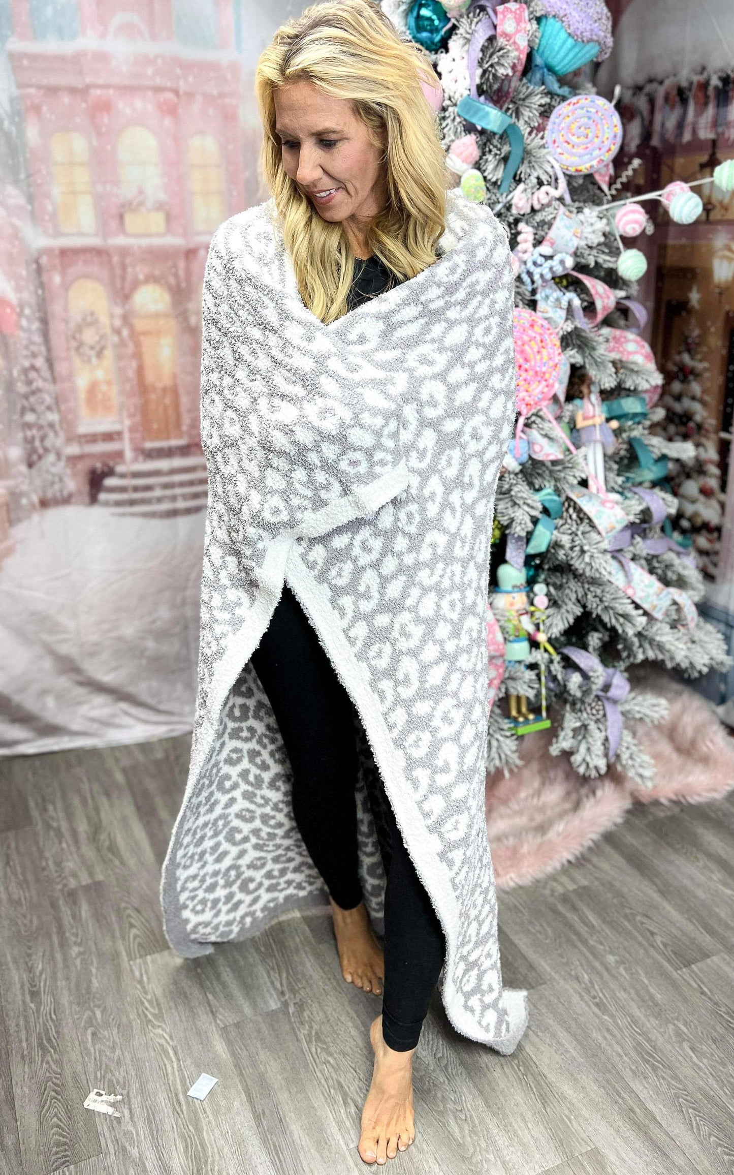 The Grey/Ivory Leopard Dreamer Blanket by Salty Wave