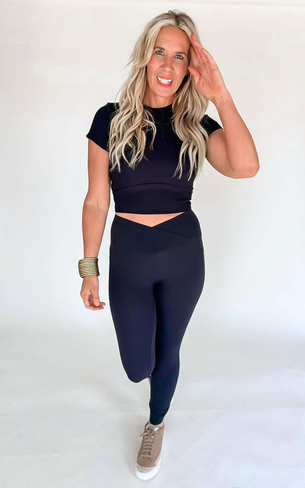 Halara  Softlyzero™ Crossover Pocket Plain 7/8 Leggings**