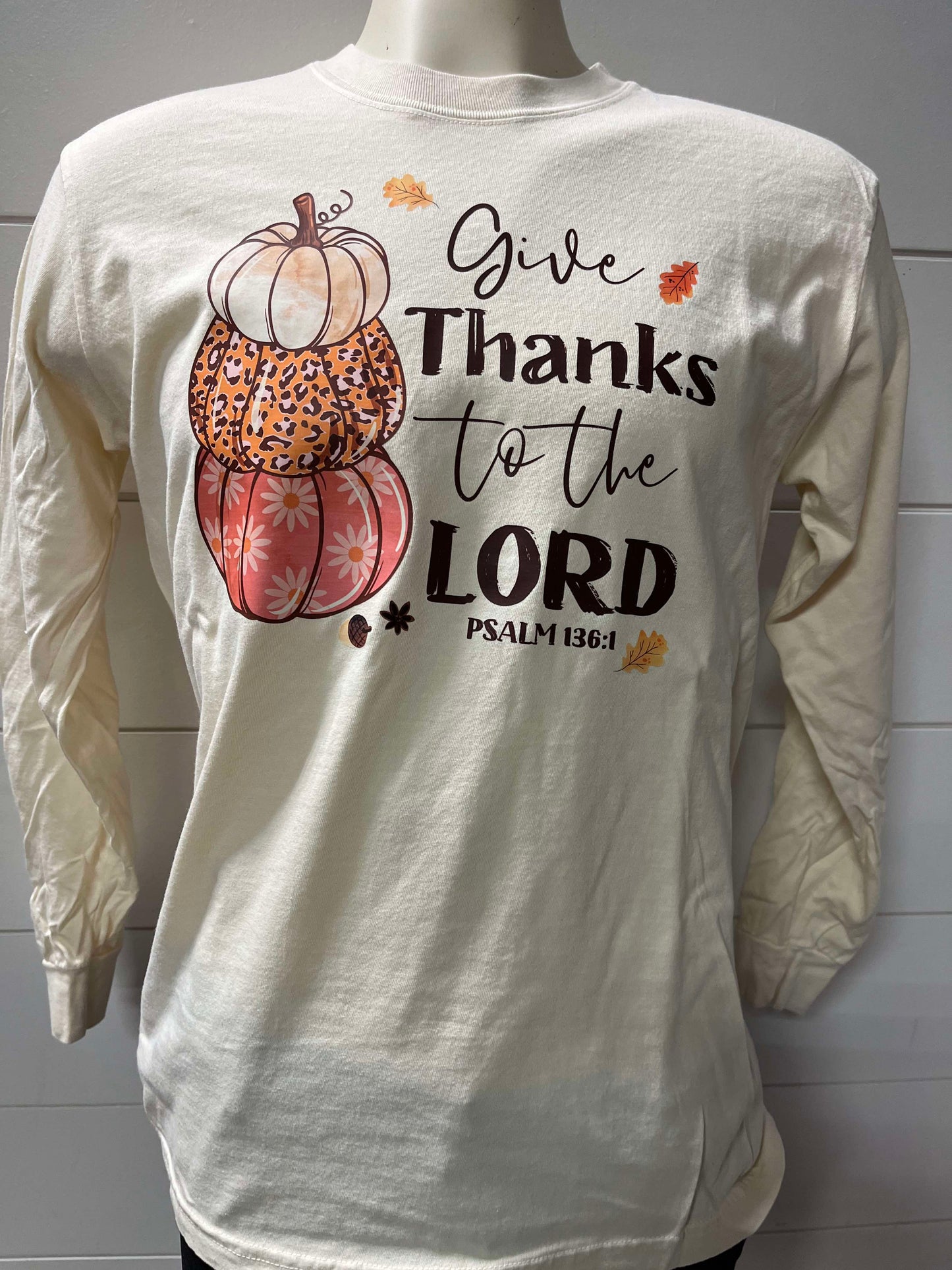 Give Thanks to the Lord Garment Dyed Long Sleeve Graphic Top