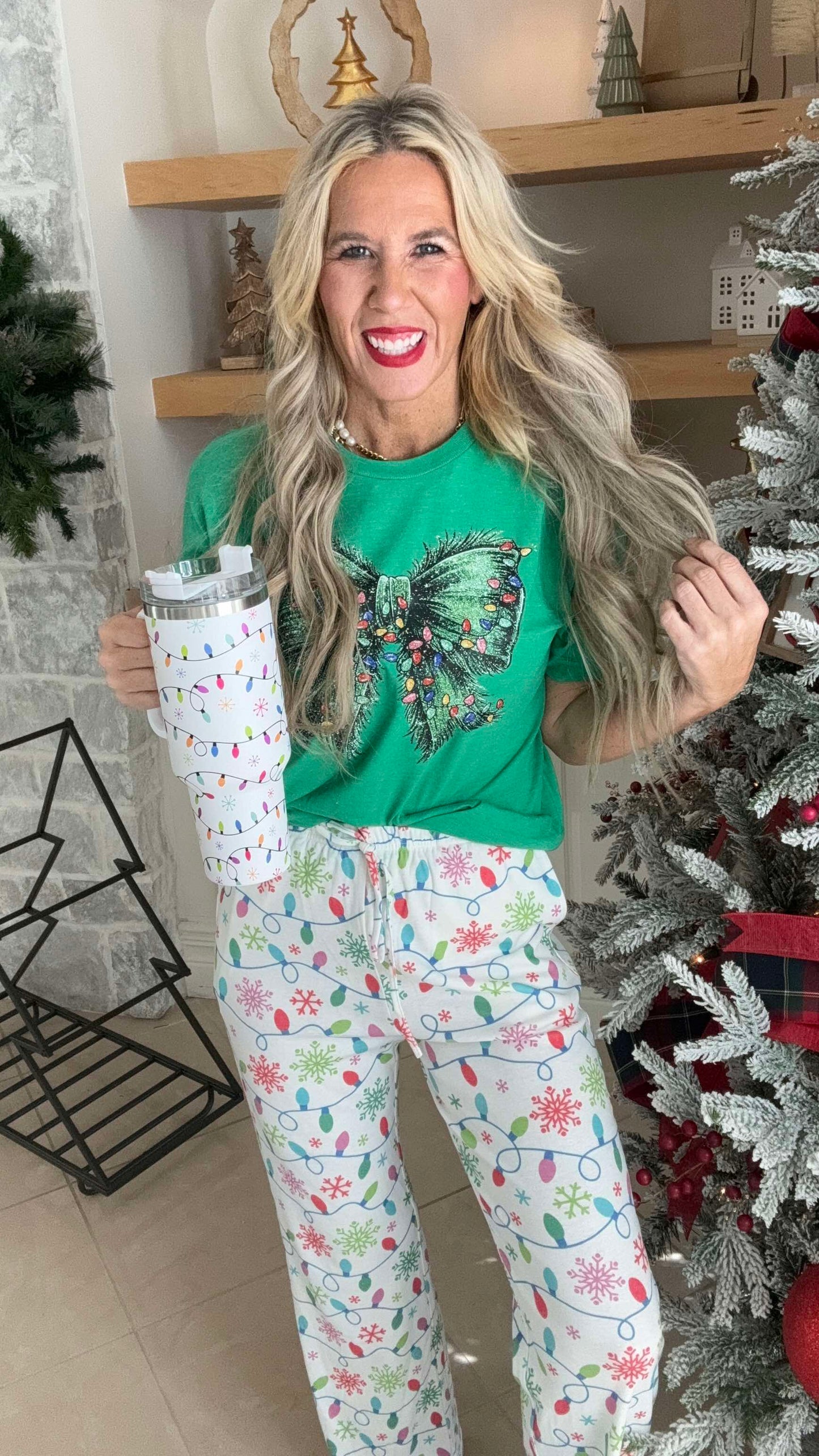 Grinchmas Bow Graphic T-shirt - Green