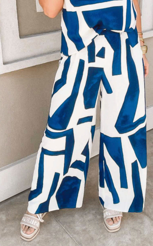 High Waisted Geometric Getaway Pants