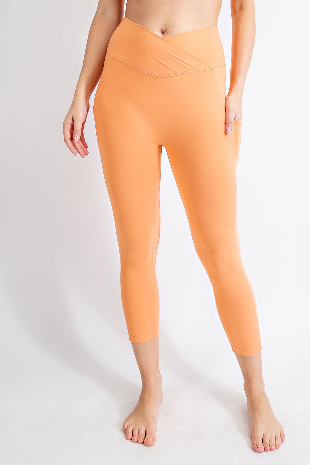 V Waist Capri Length Leggings | Rae Mode