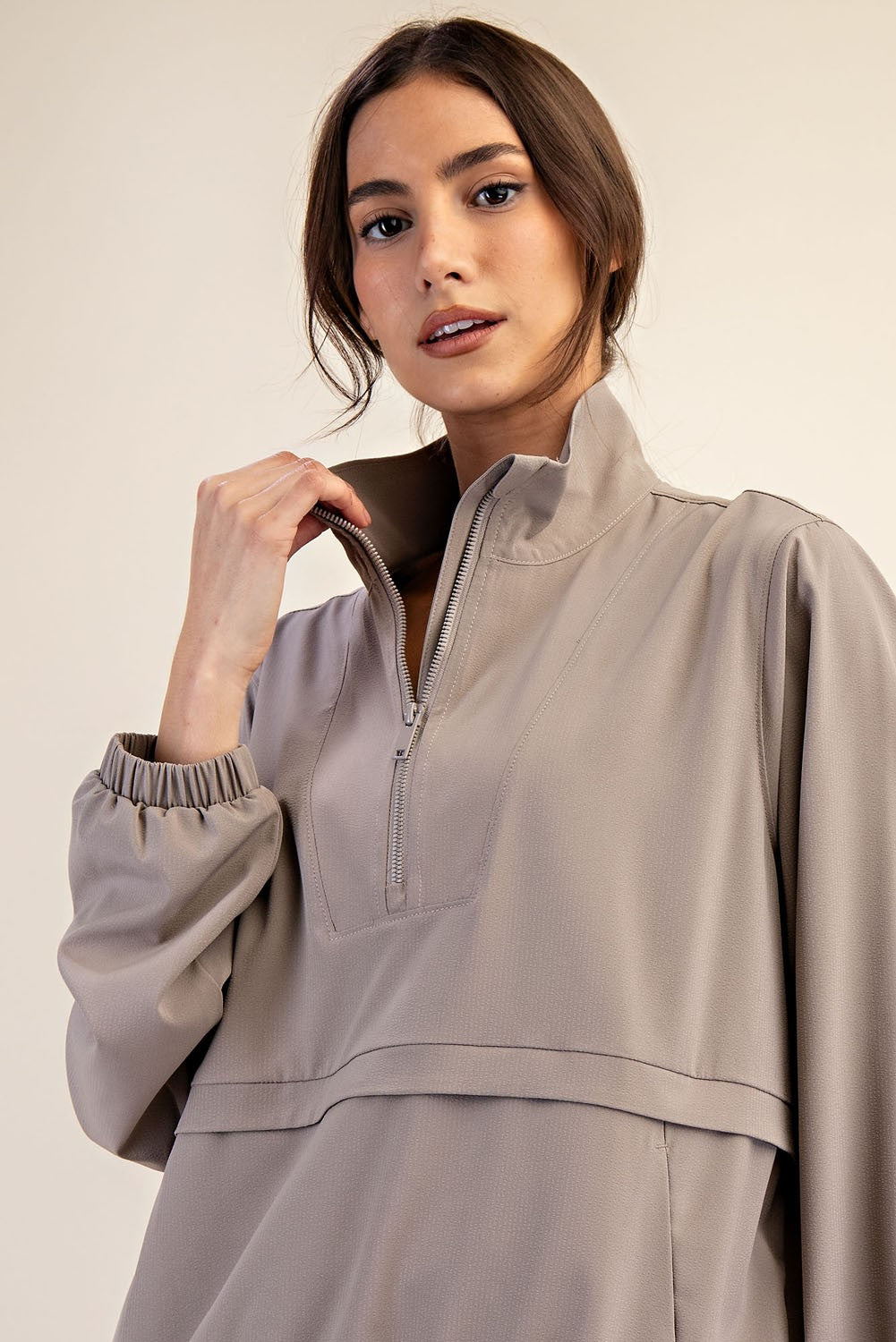 Crinkle Woven Quarter Zip Active Jacket | RAE MODE