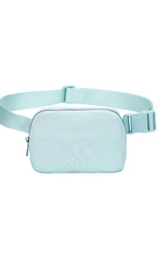 BIRTHDAY DOORBUSTER: Sara's Everywhere Belt Bag - Sky Blue