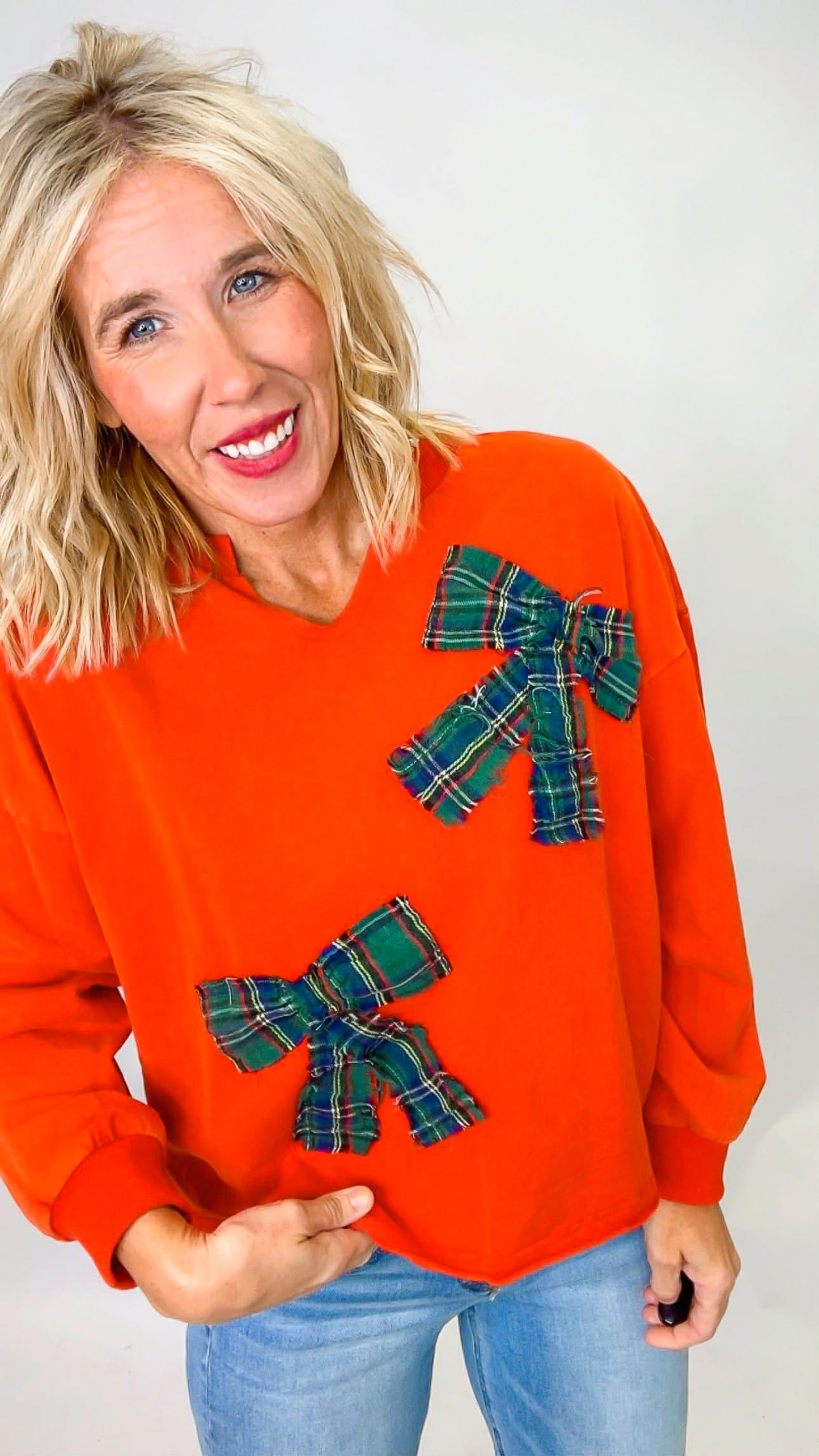 Christmas Plaid Bow Mineral Wash Sweatshirt