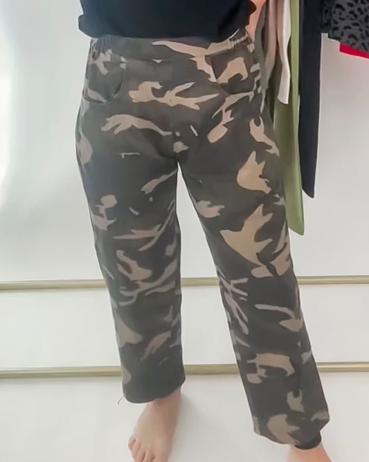 Camouflage Loose Fit Barrel Pants