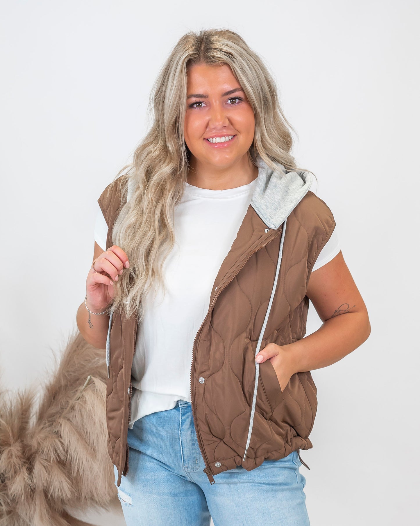 Quilted Drawstring Hooded Vest (2 COLORS)