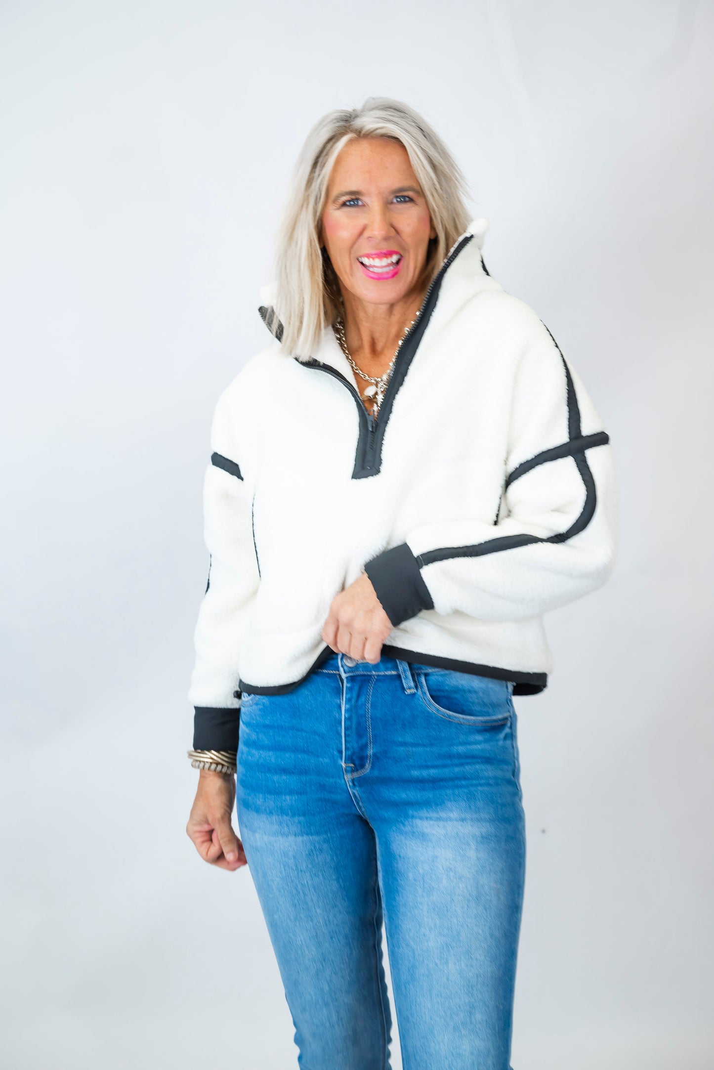 The Aspen Mountain White 1/2 Zip Sherpa Sweater | Salty Wave