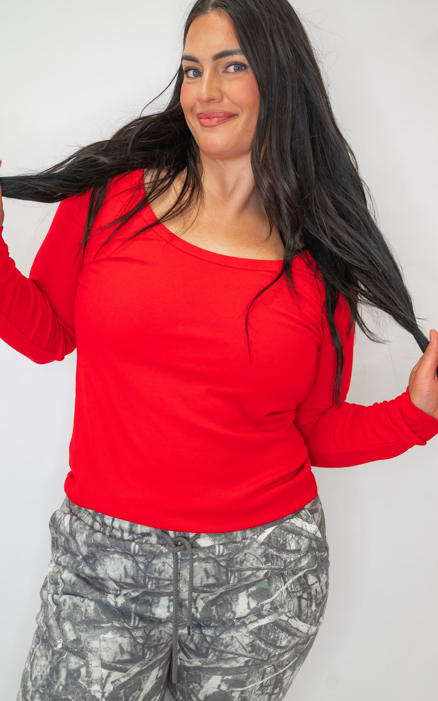 Hold Tight Scoop Neck Long Sleeve Top | SALTY WAVE