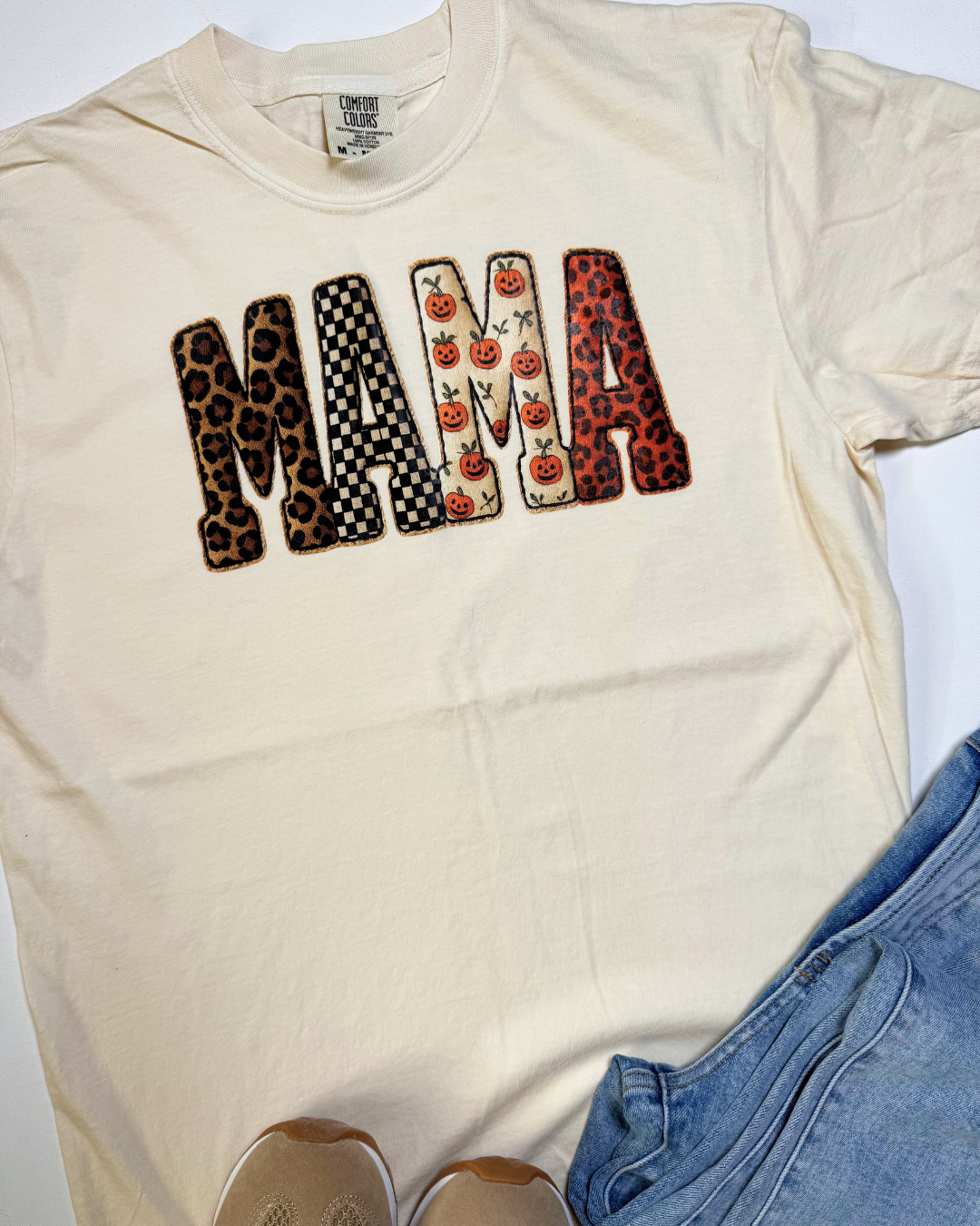 Halloween Mama Garment Graphic T-shirt