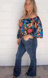 bold floral top 
