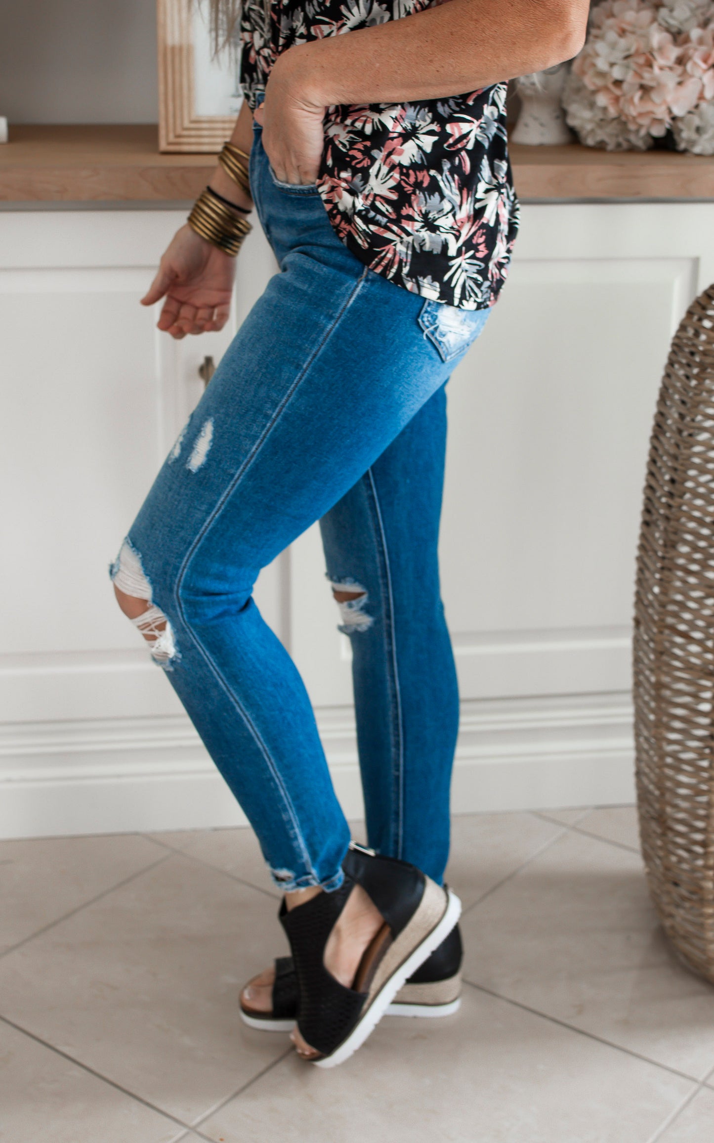 High Rise Crop Skinny w/ Step Hem Denim Jeans-Mica