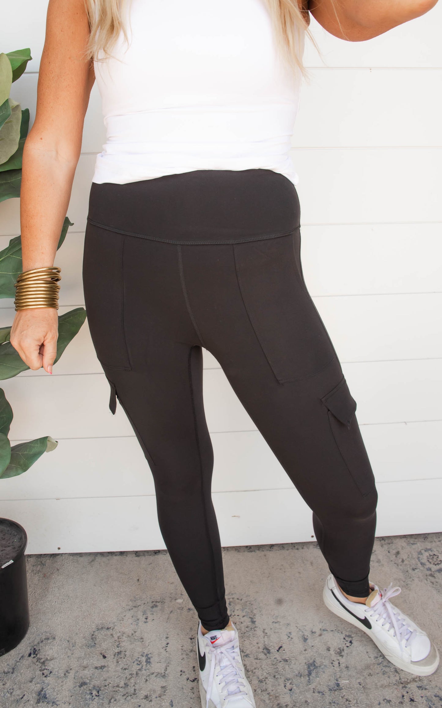 black cargo leggings