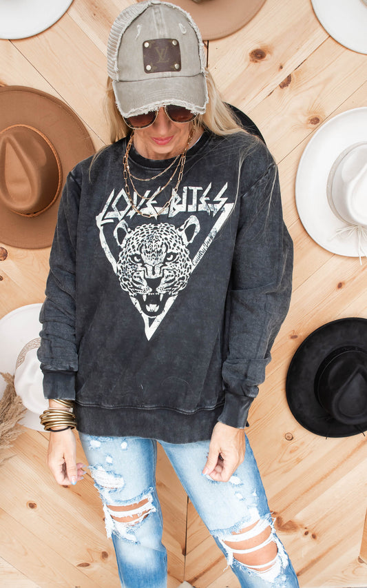 Love Bites Oversized Sweatshirt