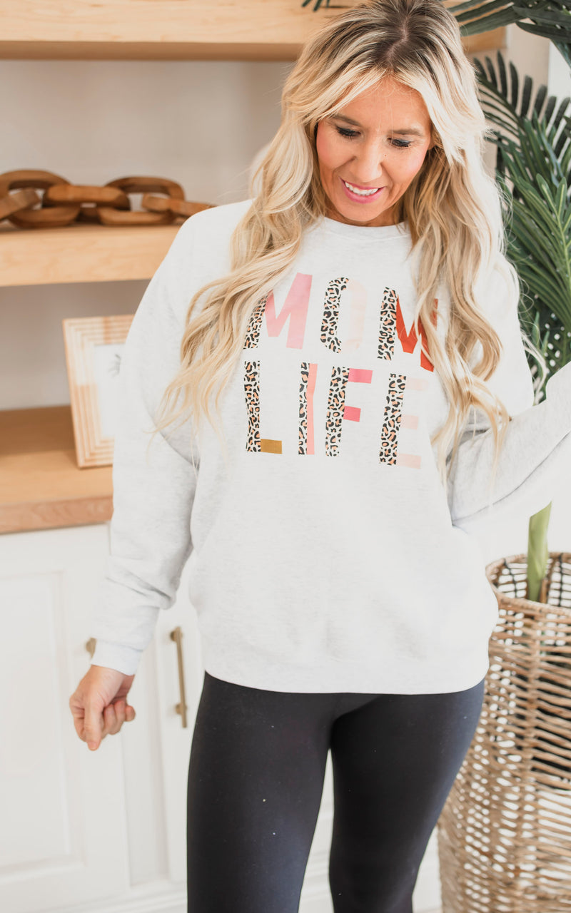 MOM LIFE Graphic Crewneck Sweatshirt