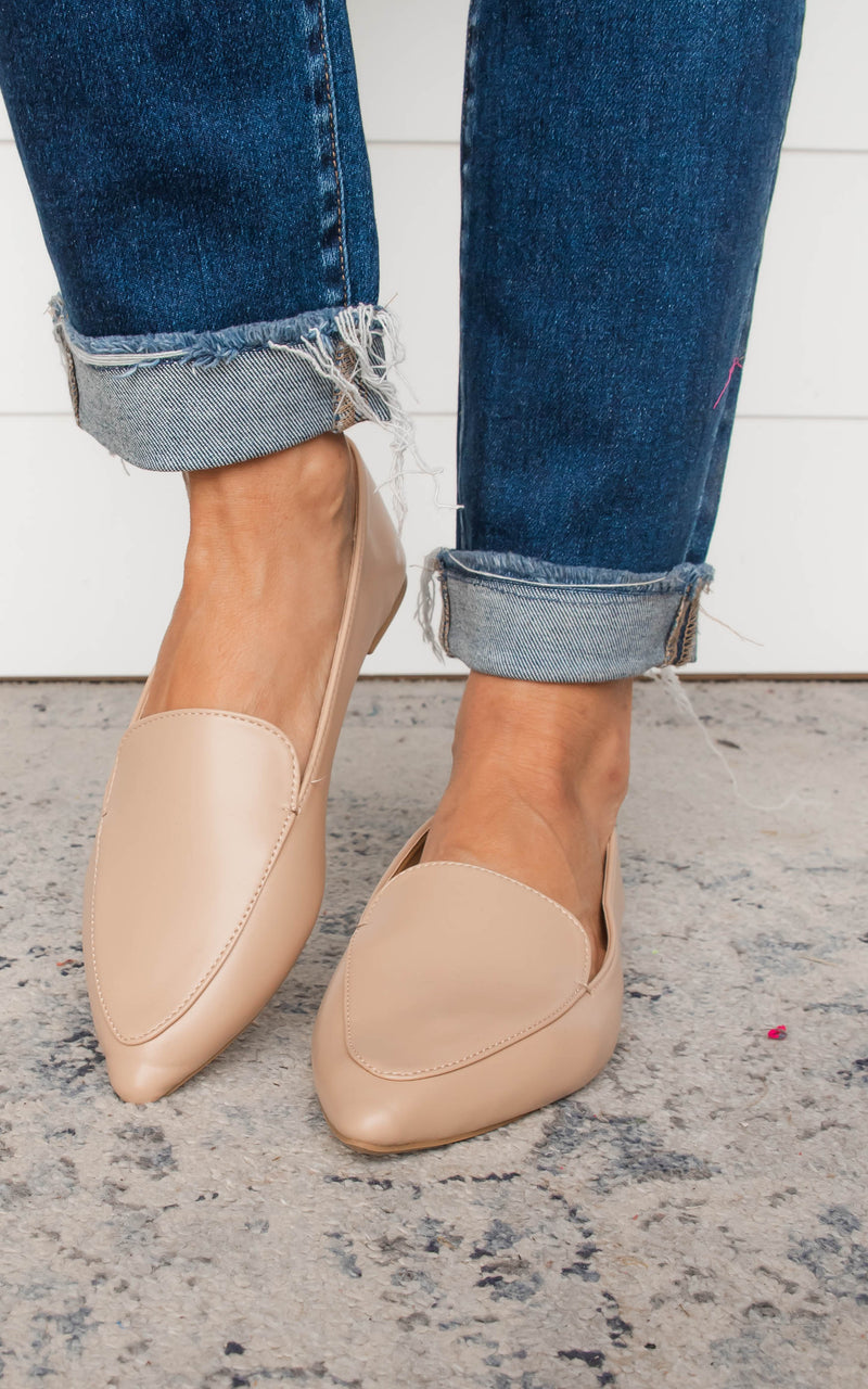 Women's Pointy Slip On Loafers | TAN