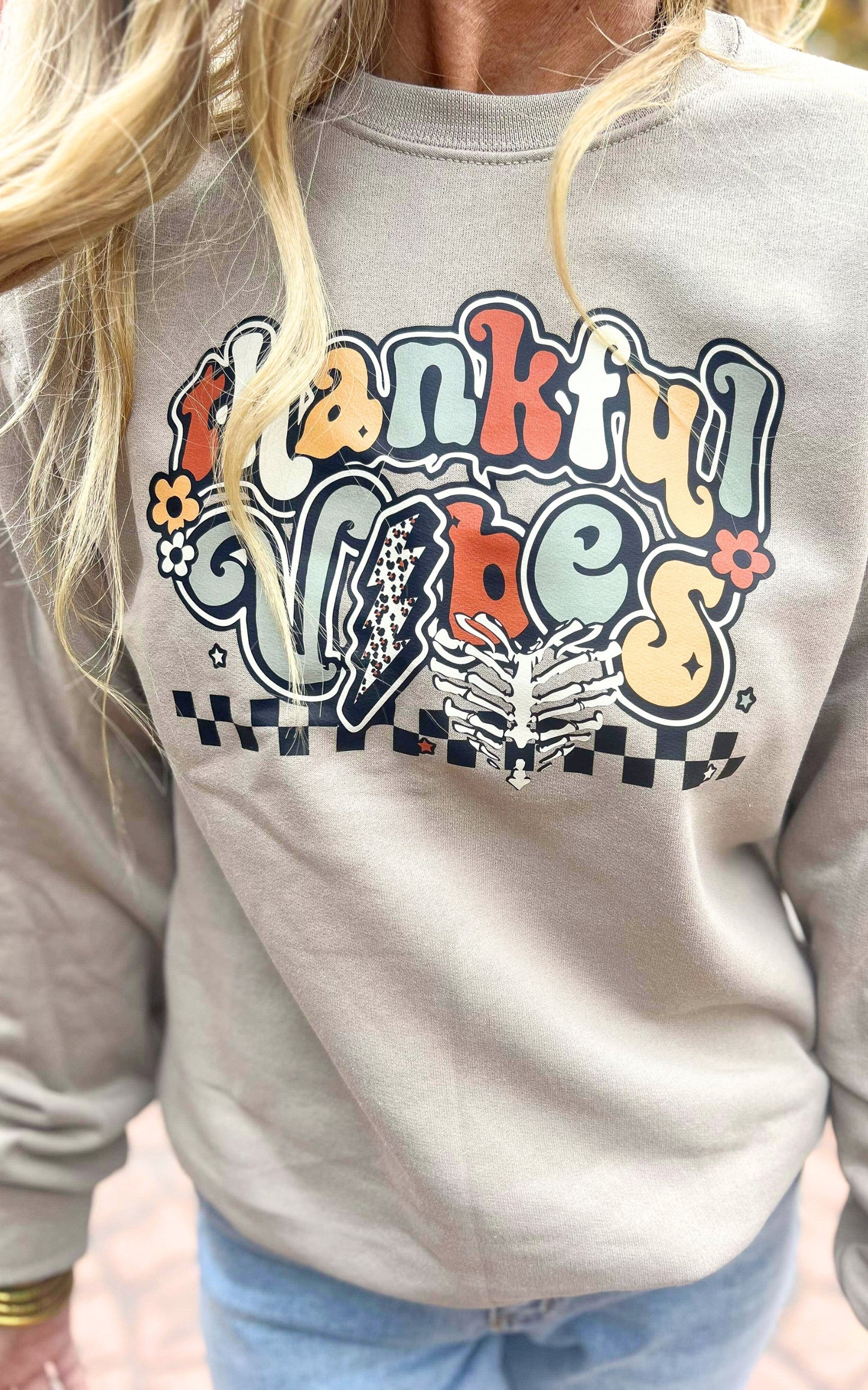 Thankful Vibes Crewneck Sweatshirt**