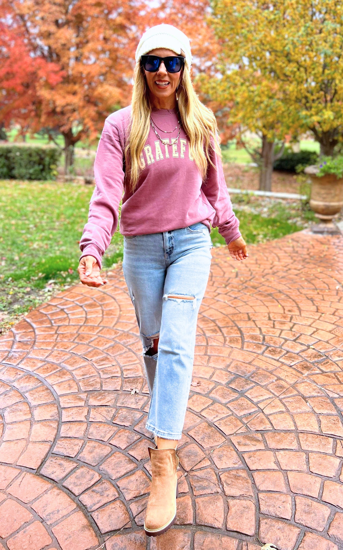 Grateful Pigment Dyed Graphic Sweatshirt*