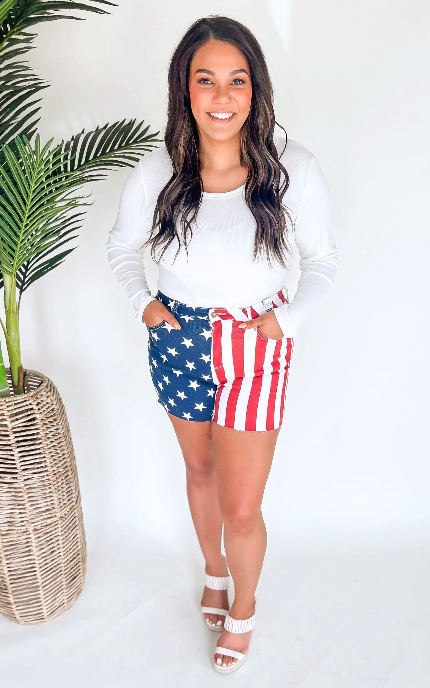 Americana Flag High Rise Fray Hem Denim Shorts (REG/CURVY) | Judy Blue - Final Sale