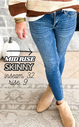 Amber Mid-Rise Raw Hem Crop Skinny Jean {Medium Wash} - Vervet