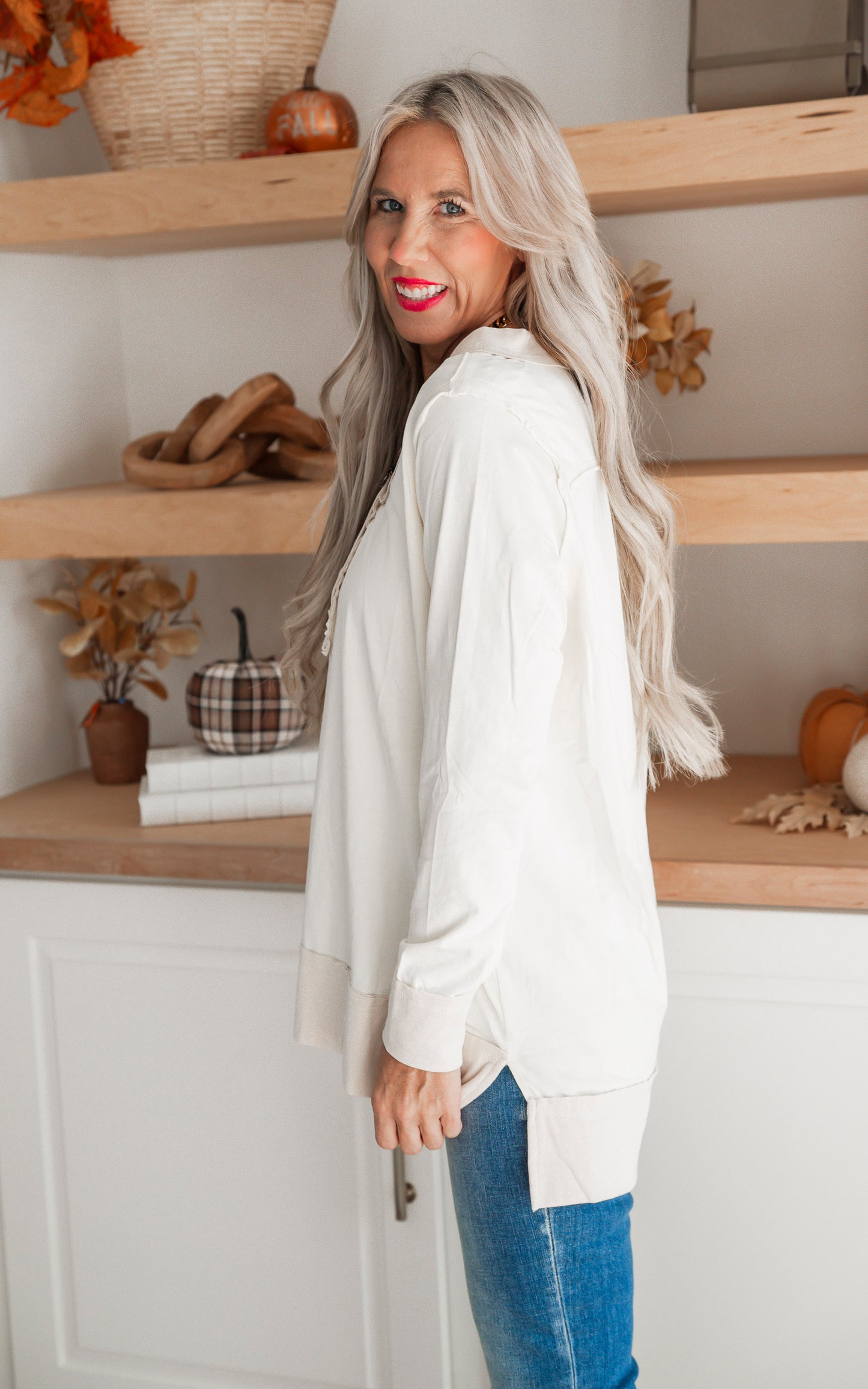 Cream Long Sleeve Solid Knit Pullover