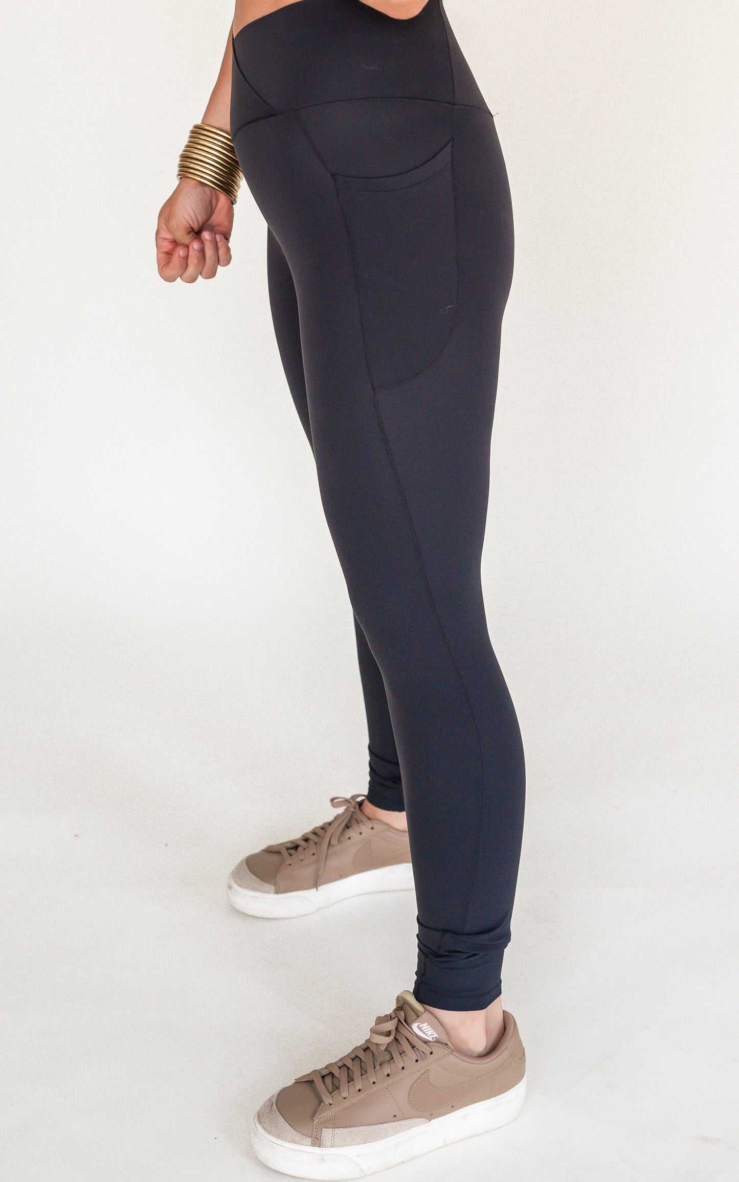 Halara  Softlyzero™ Crossover Pocket Plain 7/8 Leggings**