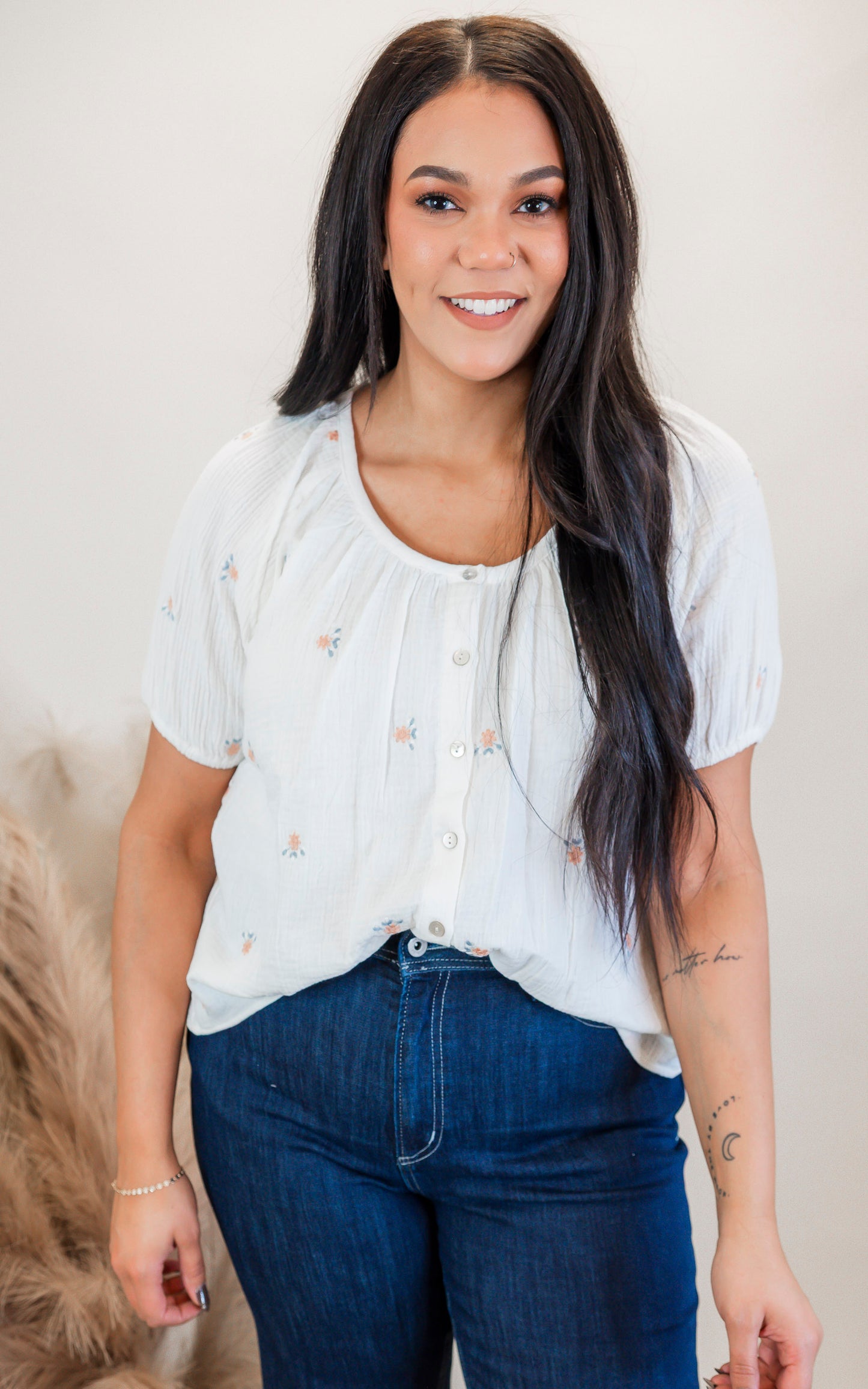 Floral Embroidery Scoop Neck Blouse