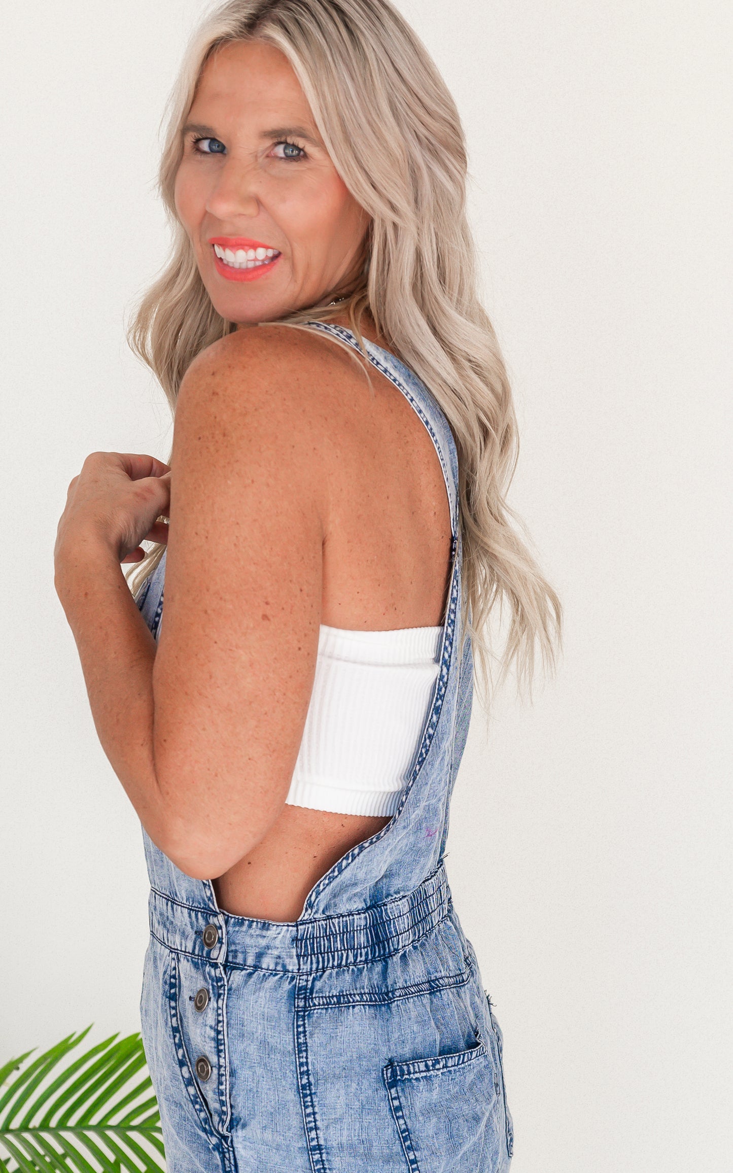 Trendy Chic Cropped Tube Top | MONO B