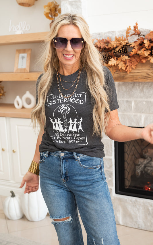 BLACK HAT SISTERHOOD BLACK GRAPHIC TEE 