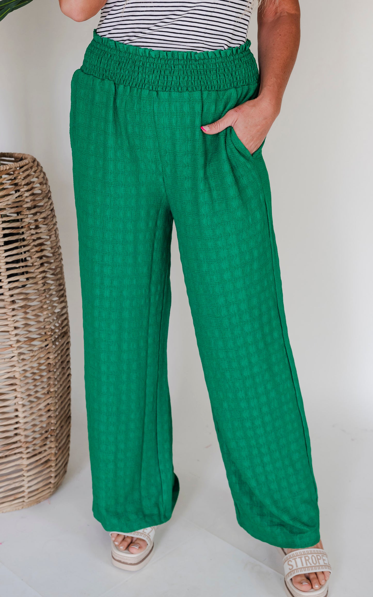 Kelly Green Textured Loose Pants w/ Pockets