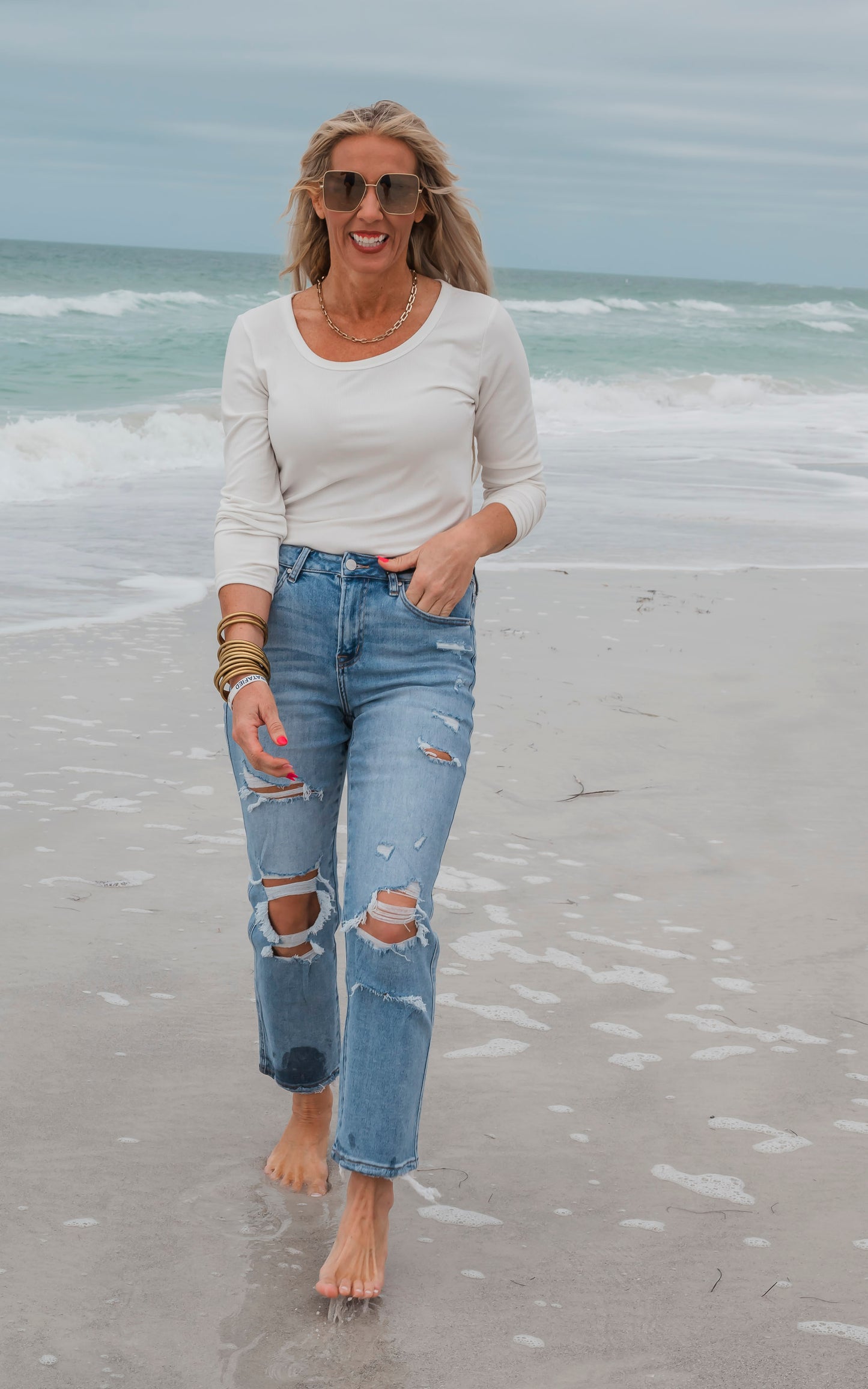 SALTY WAVE Hold Tight Long Sleeve Tops- Basics