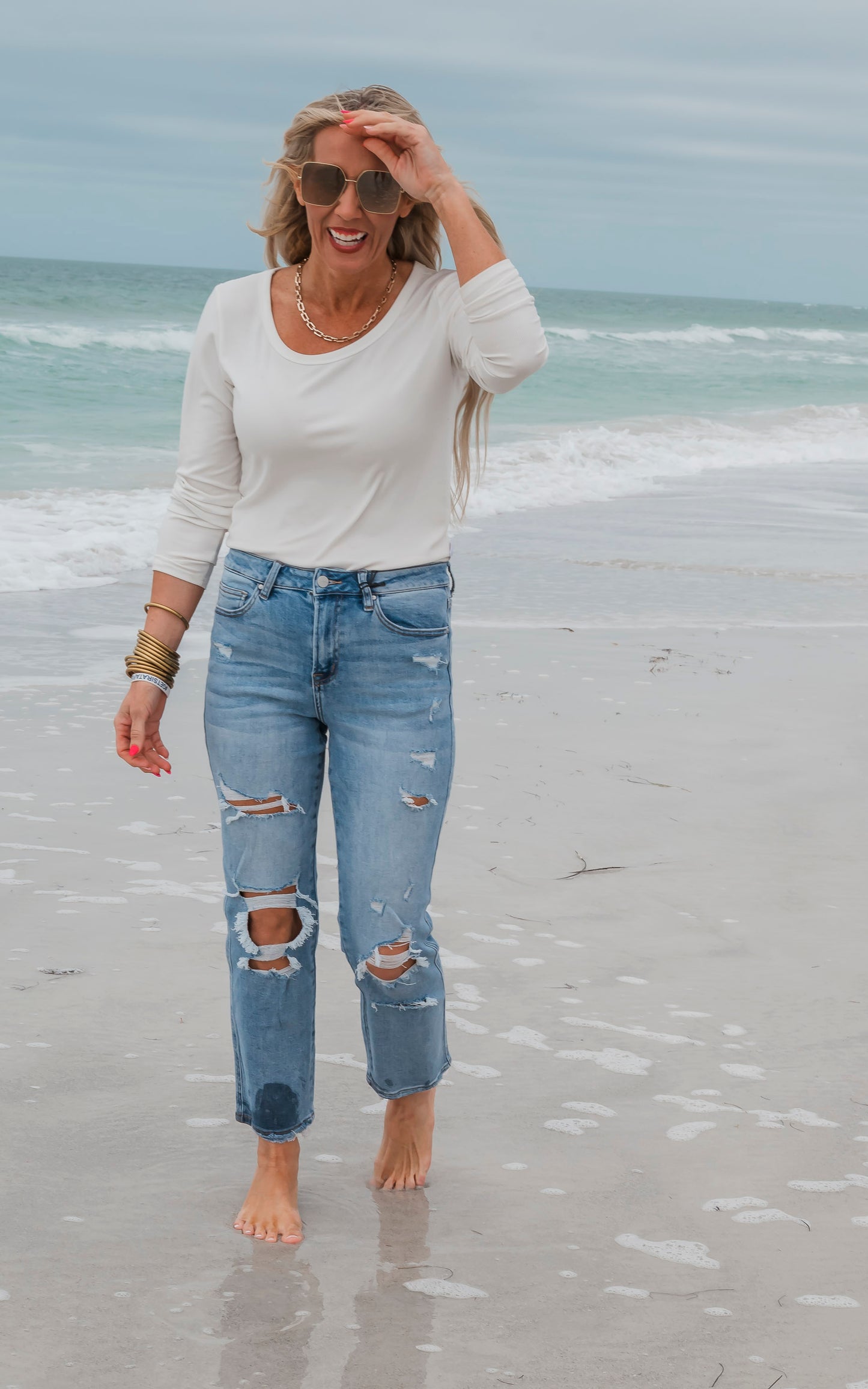 SALTY WAVE Hold Tight Long Sleeve Tops- Basics