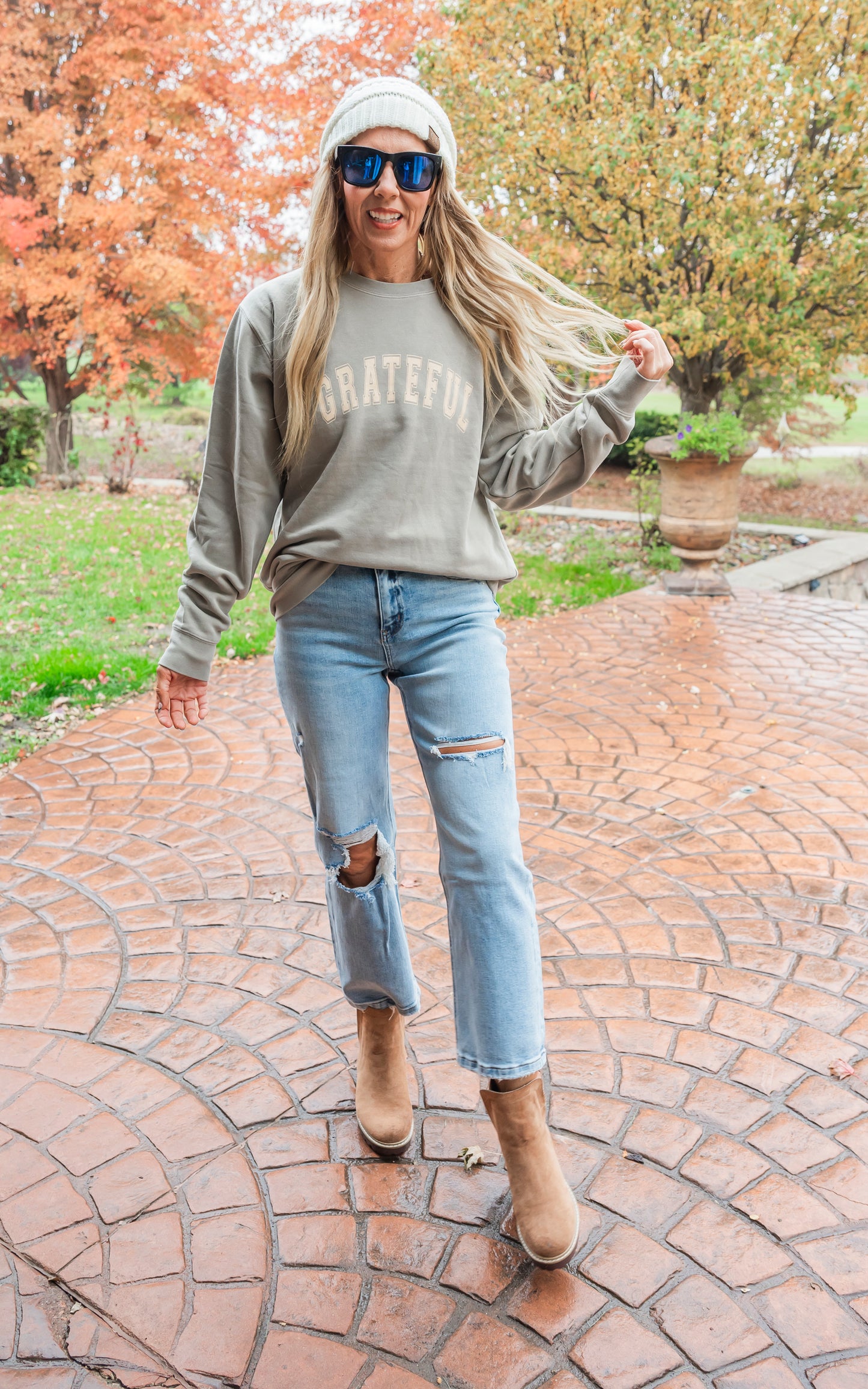 Grateful Pigment Dyed Graphic Sweatshirt - Sage