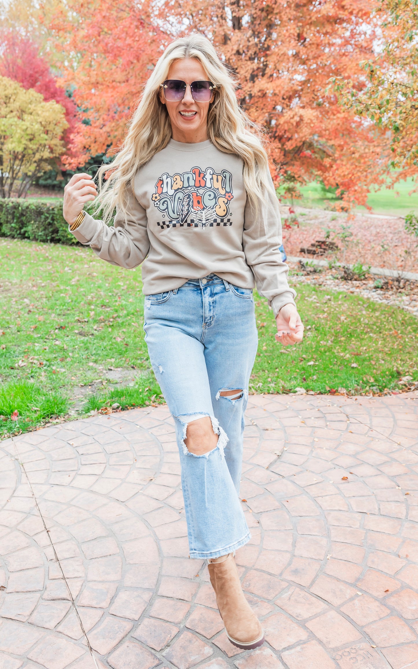 Thankful Vibes Crewneck Sweatshirt**