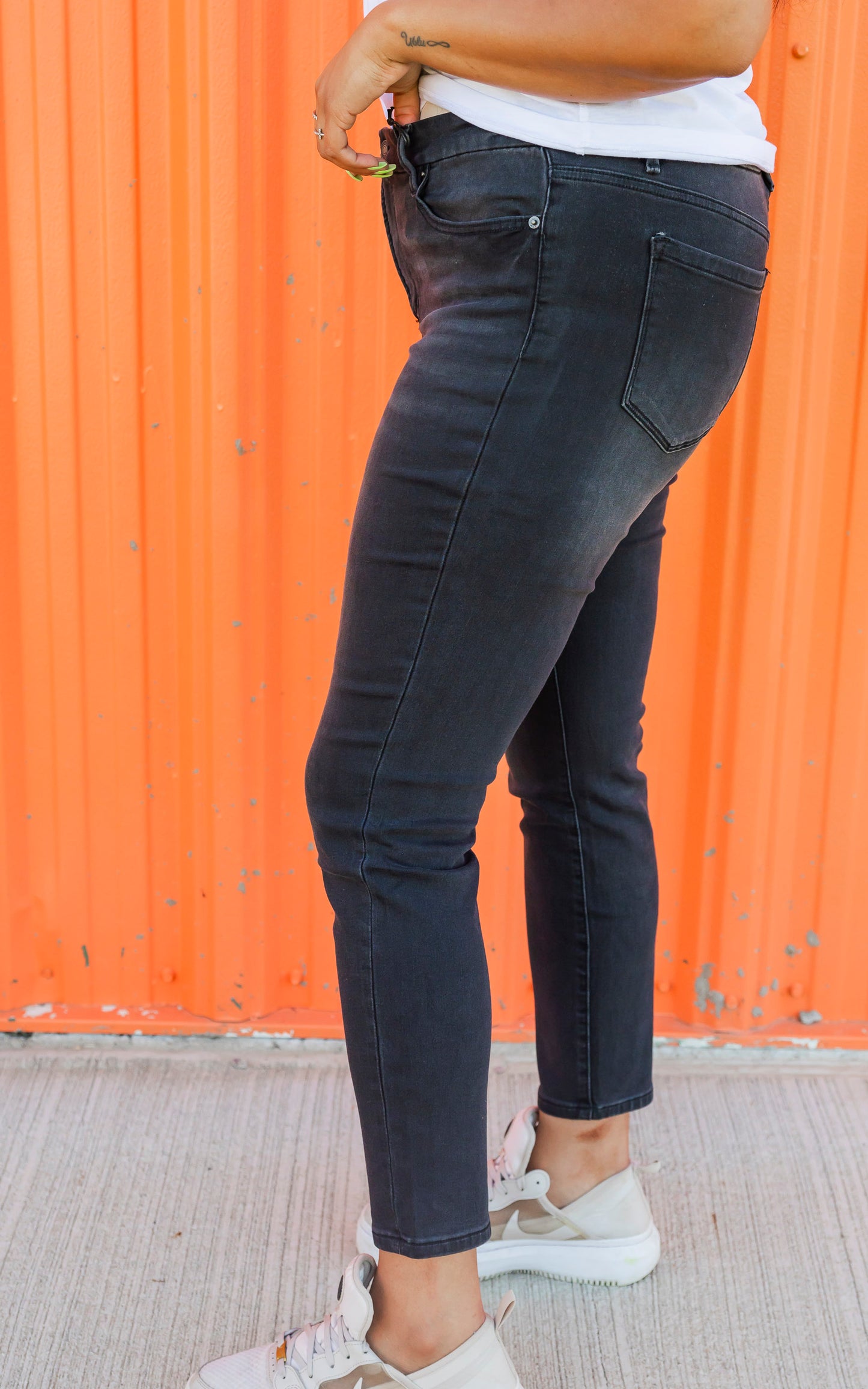 Mica | The Aniston Super Soft Mid-Rise Black Skinny Denim Jeans**