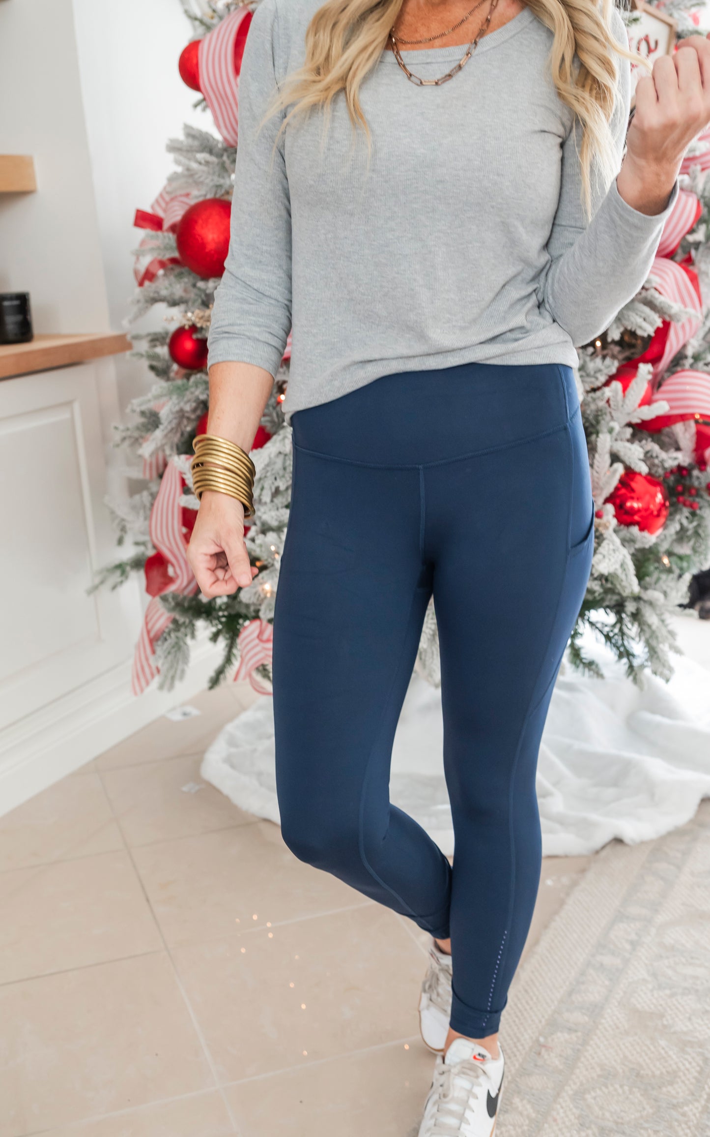 High Waist Yoga Leggings with Side Pockets - Final Sale