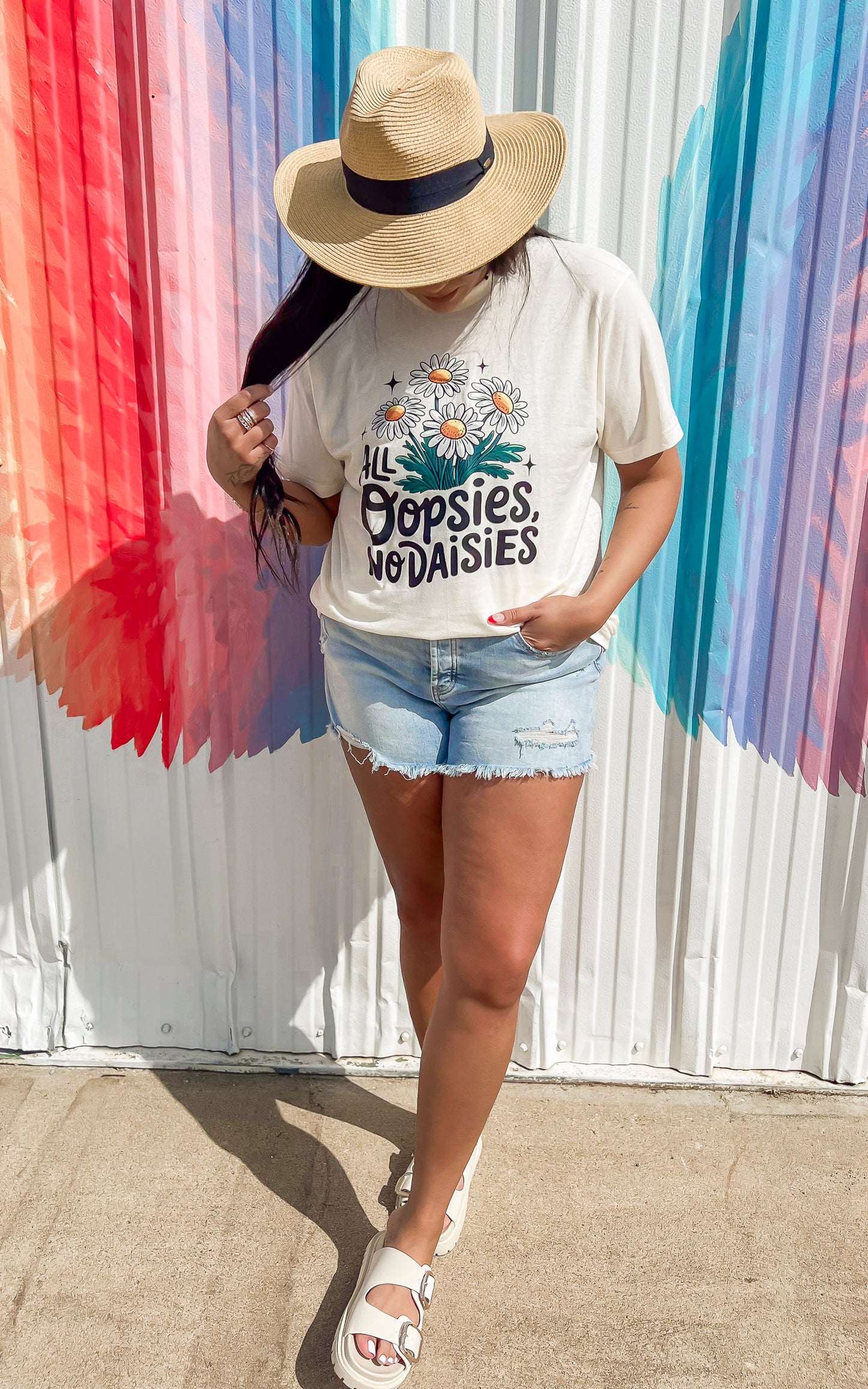 Oopsie Daisey Graphic T-shirt - Final Sale