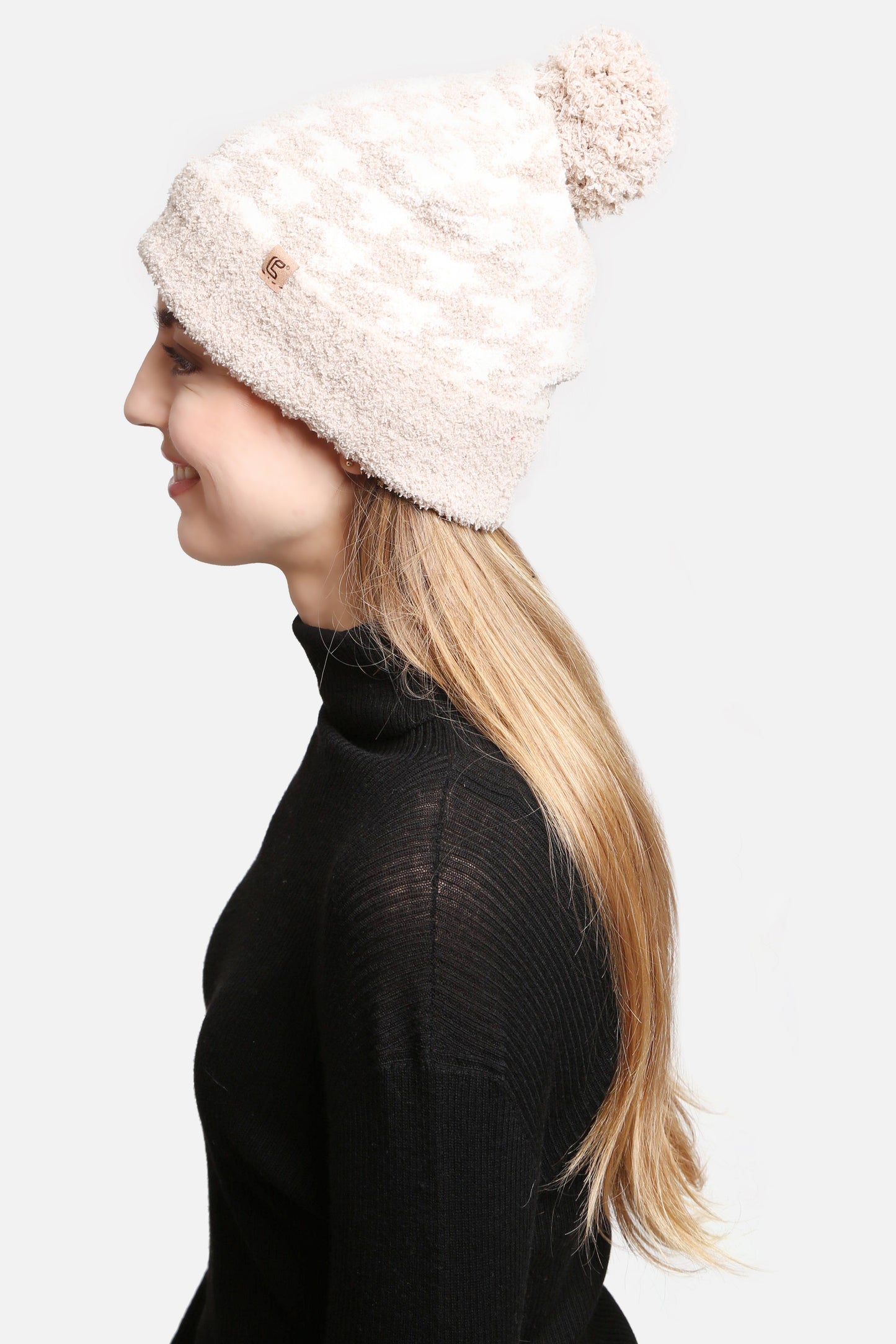 Houndstooth Beanie w/ Pom Pom *8DEAL-COUPON EXCLUDED