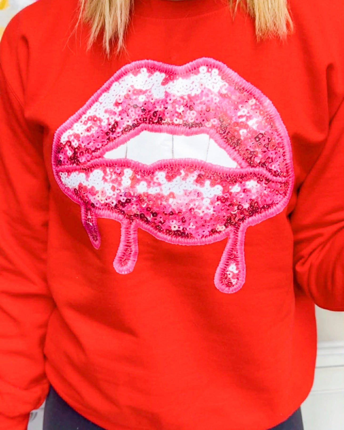 Lip Drip Crewneck Graphic Sweatshirt *