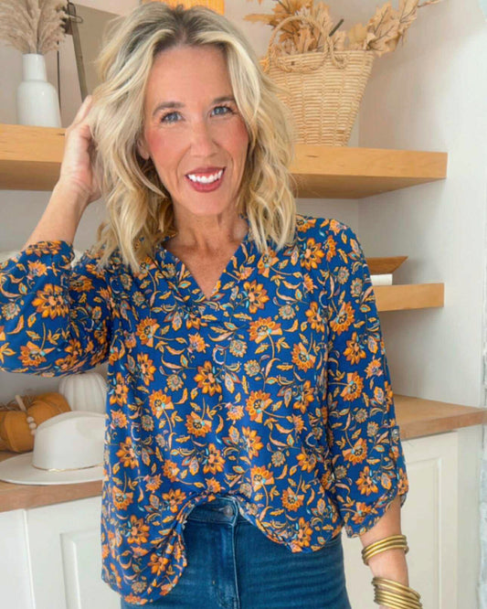 The Navy Signature Lizzy Top *DEAL