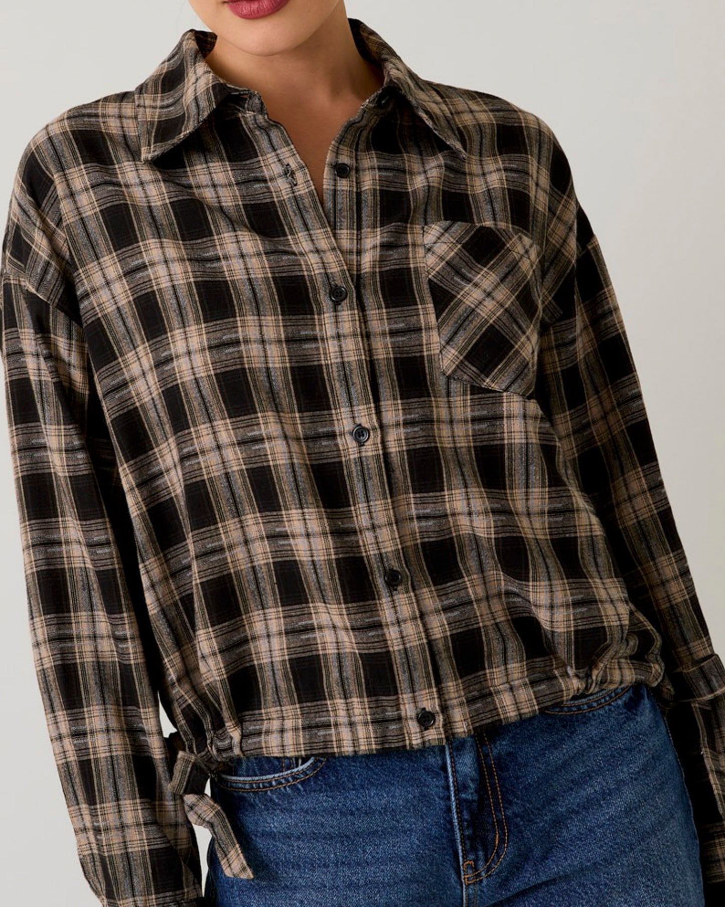 Side Hem Ruching Button Up Plaid Flannel Shirt | GILLI *30A SEPT PREORDER