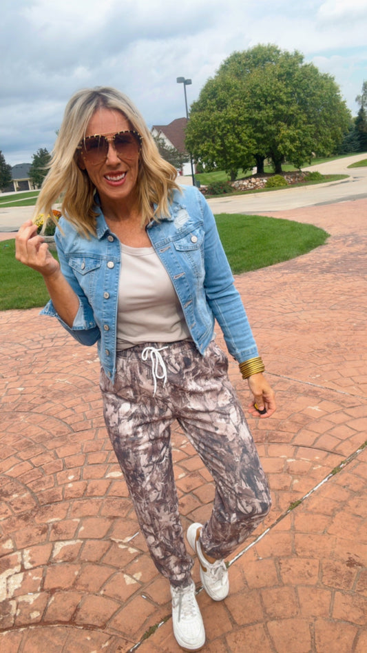 Camo Signature Fleece Joggers | SALTY WAVE *DEAL